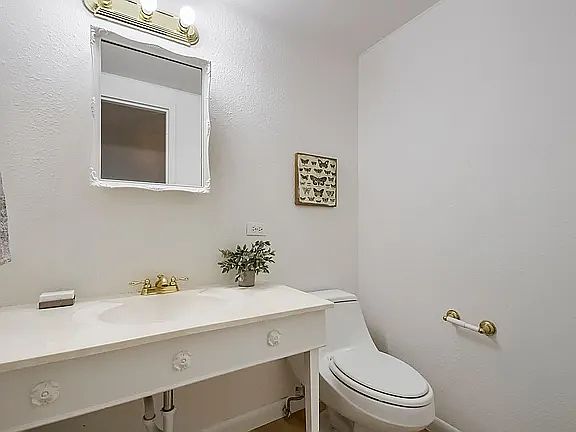 4th image of 3131 E Alameda Ave Unit 2101