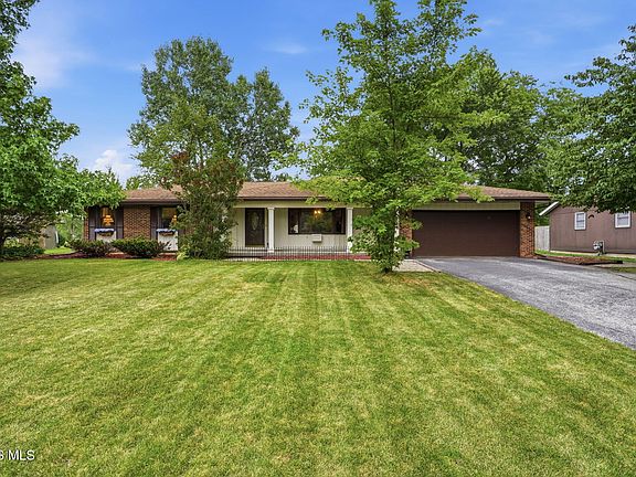 2nd image of 3001 Gleneagle Dr