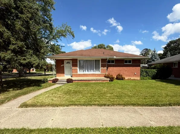 24650 Belton Ln, Dearborn Heights, MI 48127