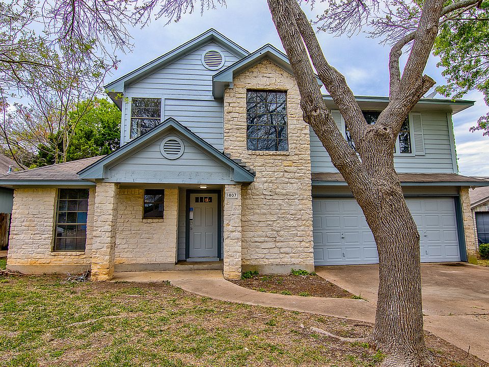 1st image of 1807 Parkwood Dr
