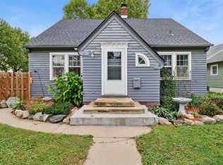 1924 2nd St, Perry, IA 50220