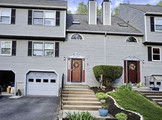 6 Carol Dr UNIT 6, Oxford, MA 01540