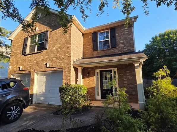 5834 Bridgeport Ct, Flowery Branch, GA 30542