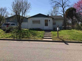 2432 N 27th St, Terre Haute, IN 47804