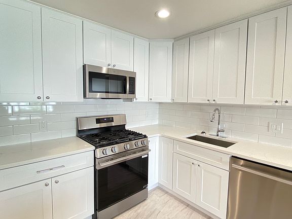2nd image of 94 Ralph St #1