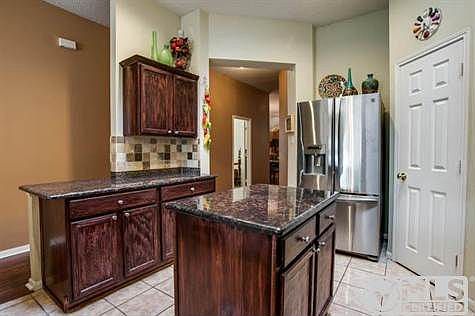 3rd image of 1209 Tanner Dr