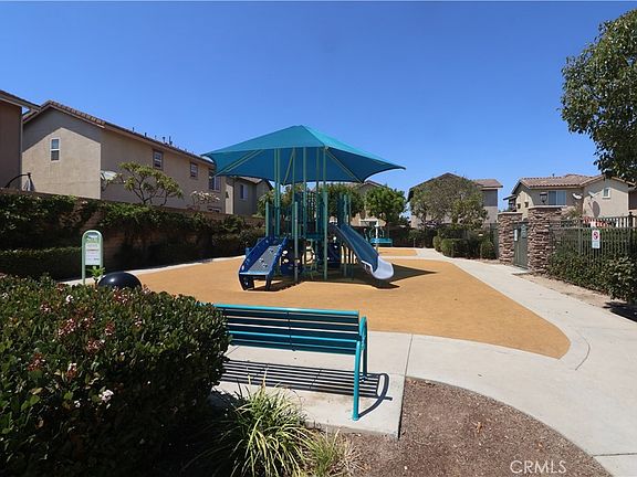 4th image of 22838 Serra Dr