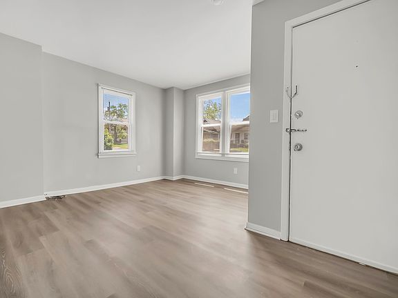 5th image of 3690 E 139th St APT 2