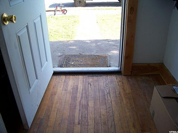 2nd image of 674 Lincoln St