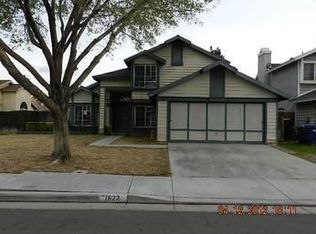 1622 Bluebell St, Lancaster, CA 93535