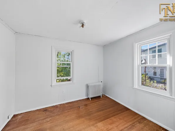 310 Brighton Avenue image 5 of 29