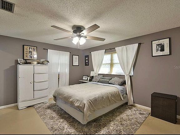 3rd image of 3807 SE 8th St