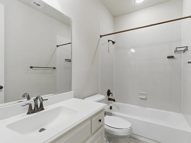 6205 Prairie Hill Ln — Photo 19