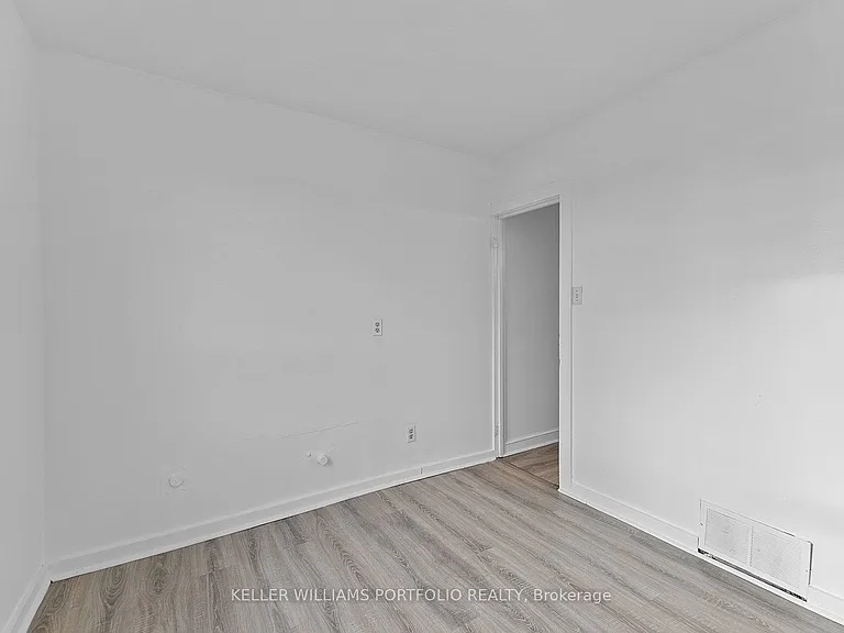 570 Jones Ave — Photo 28