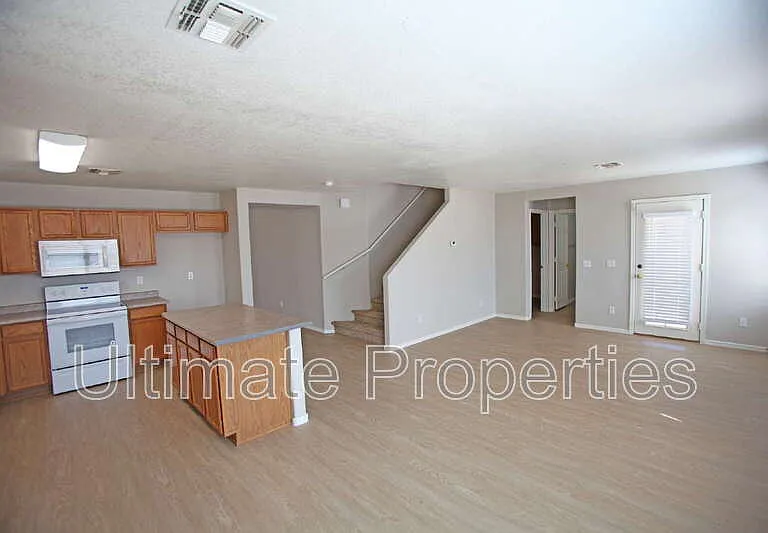 12885 N Tonya St — Photo 7