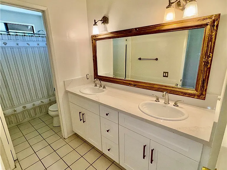 22185 Crane St — Photo 14
