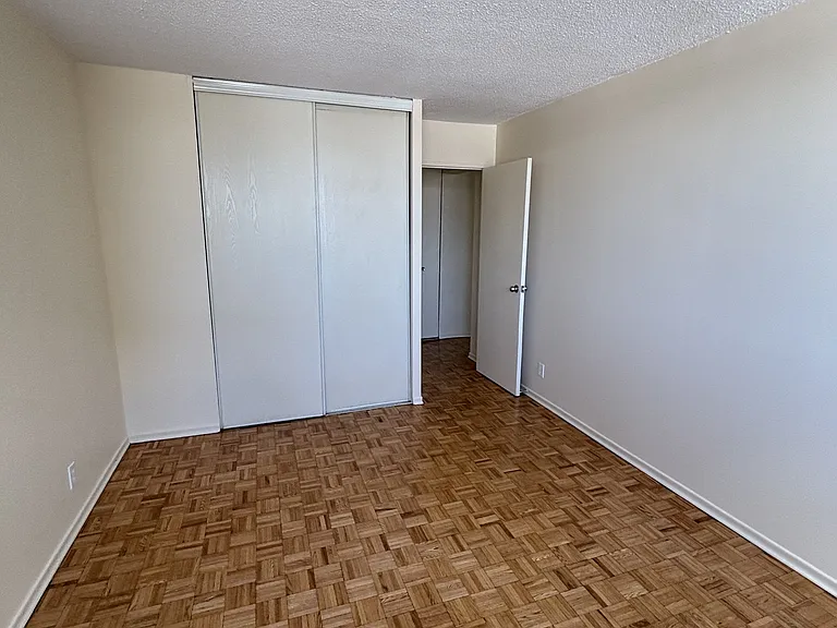 70 McEwen Ave #404 — Photo 16