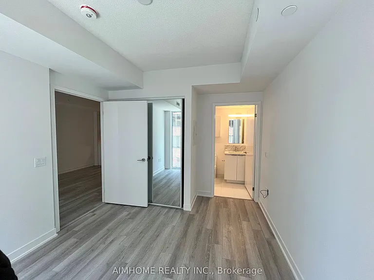 121 Saint Patrick St #B410 — Photo 8