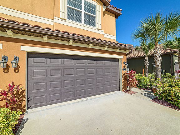 3rd image of 124 Redondo Dr