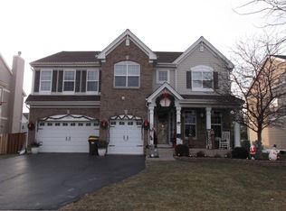 10463 Hunter Trl, Huntley, IL 60142