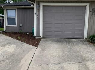 10766 S Ironstone Dr, Jacksonville, FL 32246