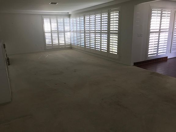 4th image of 4971 S Centinela Ave