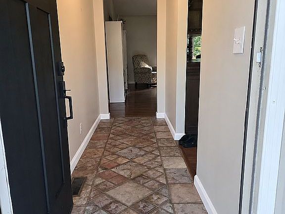 2nd image of 110 Plantation Point Dr