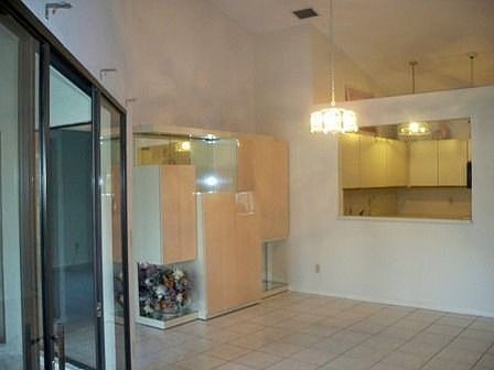 2nd image of 5882 Parkwalk Cir W