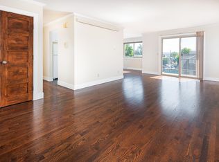 1717 N 35th St #202, Seattle, WA 98103