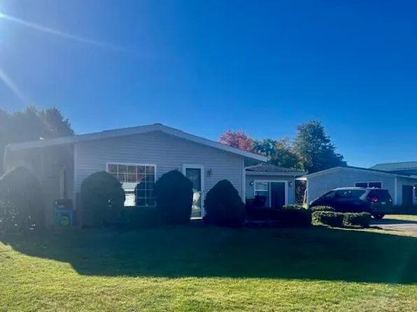 35 Partridge Dr, Kincheloe, MI 49788