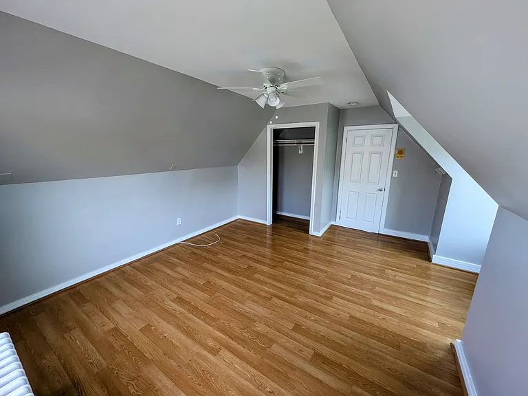 1 Newburg Ave #300 — Photo 5