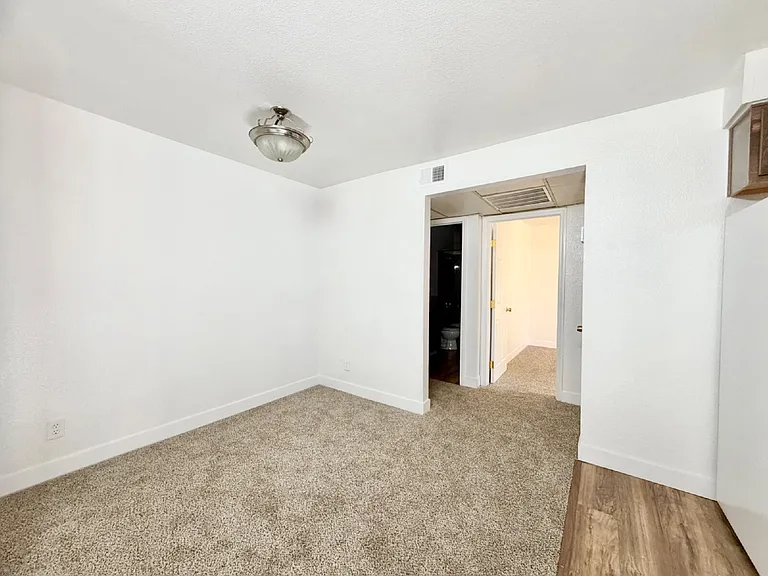 5339 Indian River Dr #282 — Photo 16