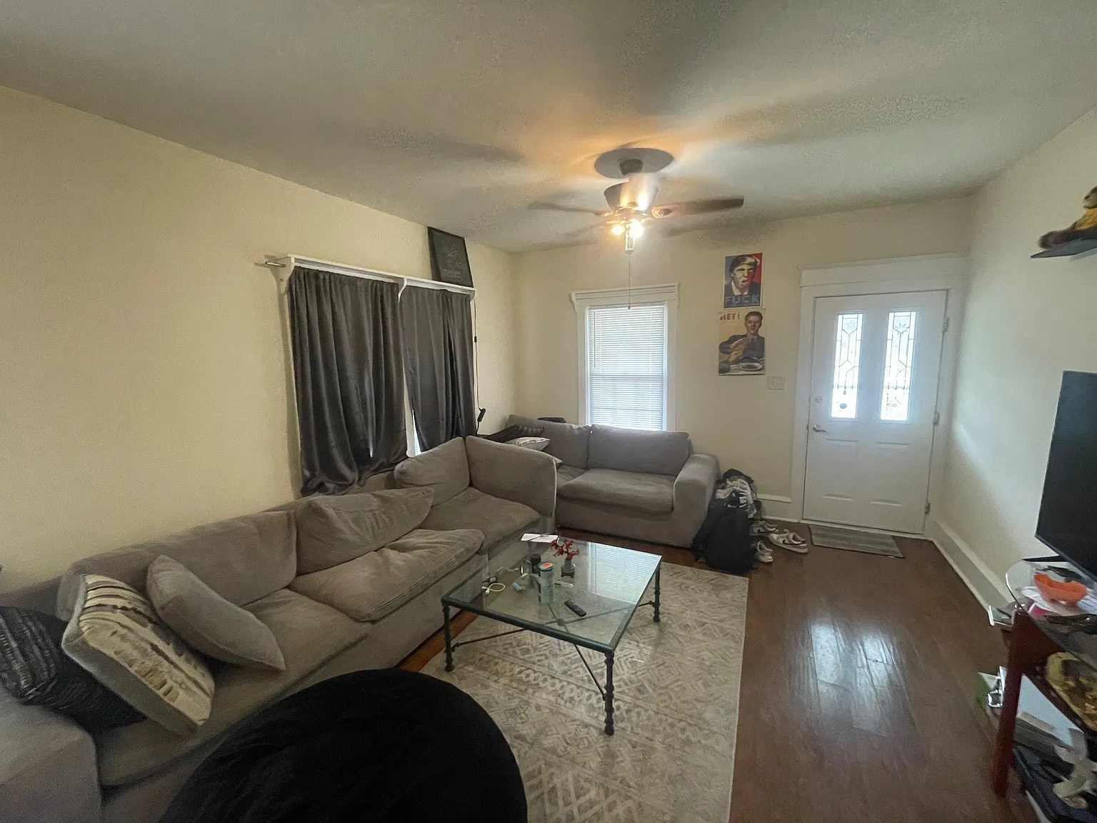 3 bed, 1200 sqft, $2,200 — Photo 2