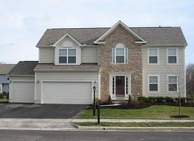 1st image of 216 Winter Hill Pl