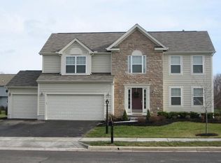 216 Winter Hill Pl, Powell, OH 43065