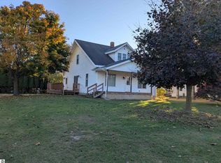 3223 Seaman Dr, Mount Pleasant, MI 48858