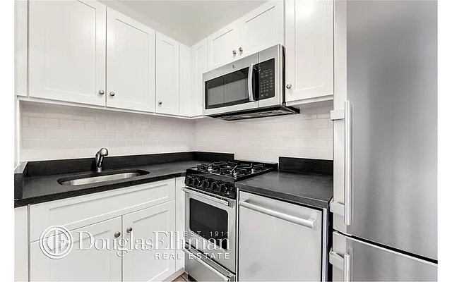 Rented by Douglas Elliman | media 13