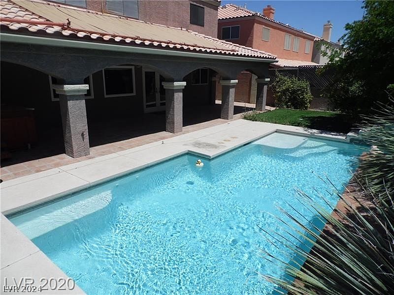 2nd image of 4505 Palm Grove Dr