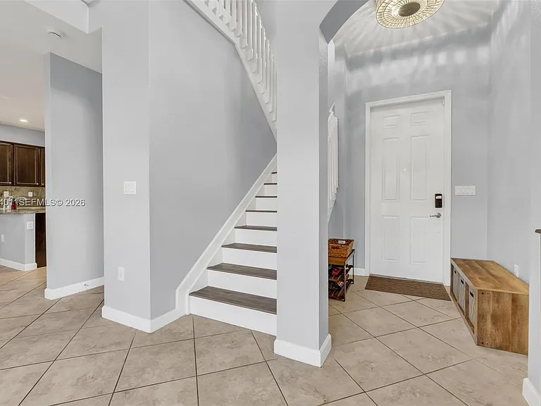581 SE 34th Ter #0 — Photo 4