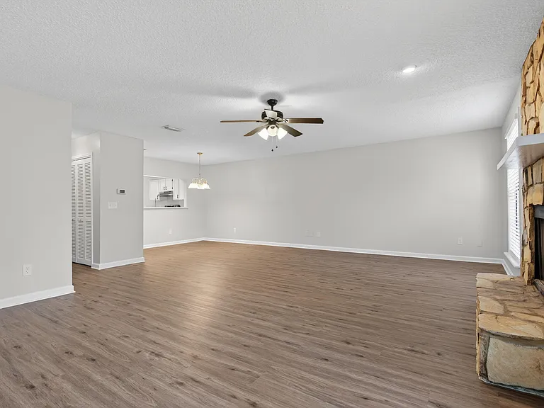 4431 Millstone Ct — Photo 33