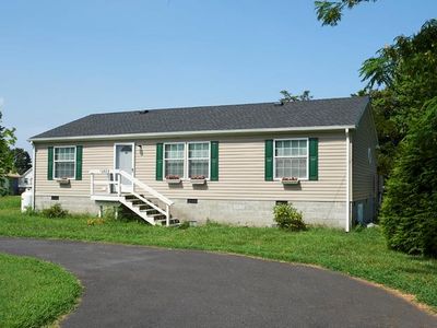 12023 Mockingbird Ln, Painter, VA, 23420