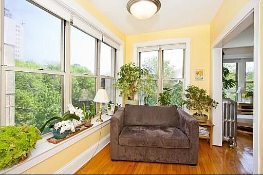 5th image of 5460 S Cornell Ave APT 3E
