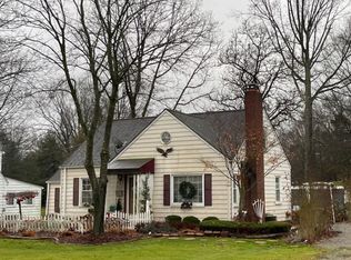 217 Callahan Rd, Canfield, OH 44406