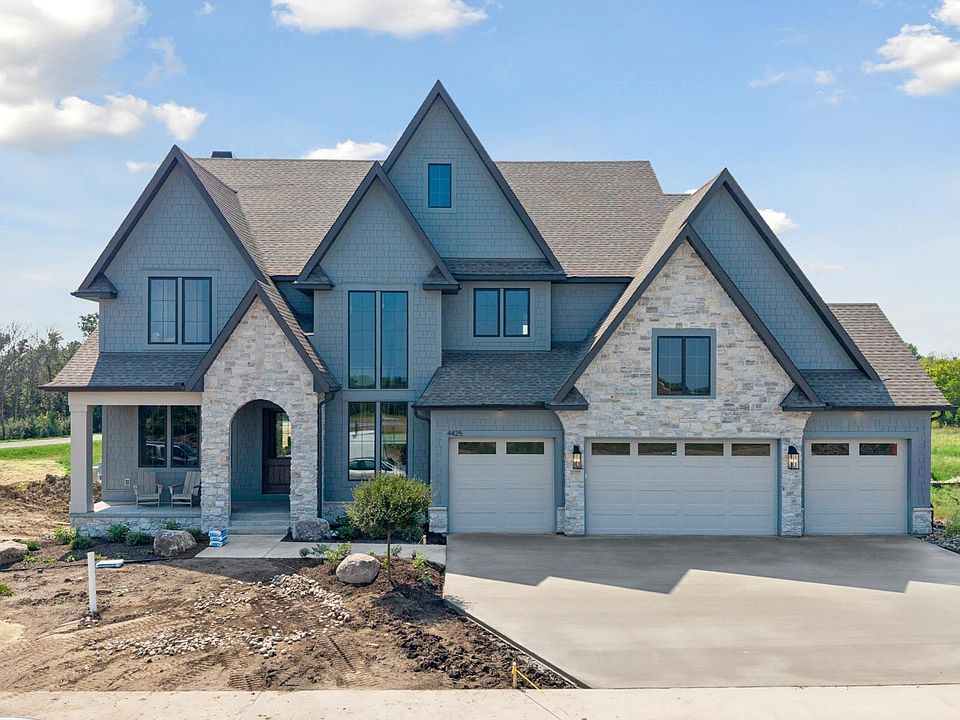 1st image of 4425 Brindle Dr