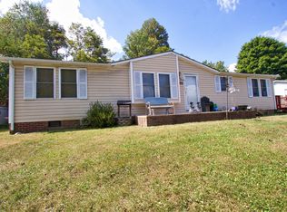 1695 Blair St, Christiansburg, VA 24073