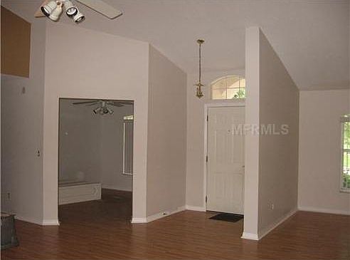 5th image of 855 Cumberland Cir