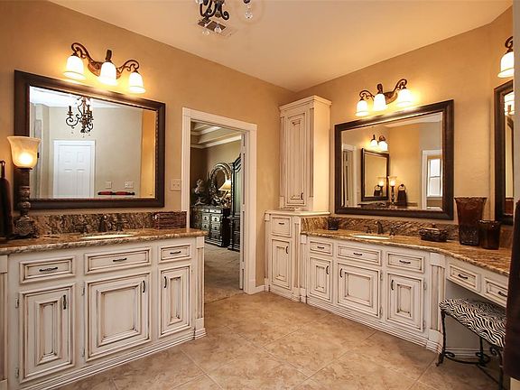 Another shot of the spectacular master bath. This is a true master retreat.