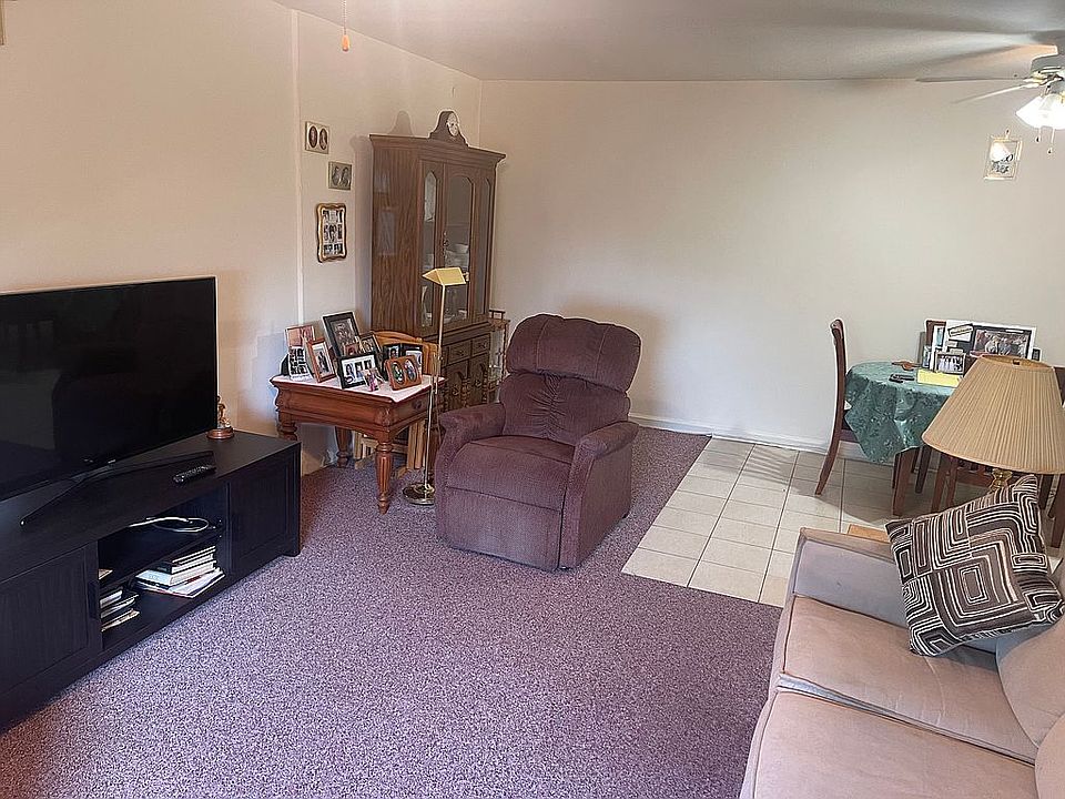 1st image of 1 Oakridge Pl #5M