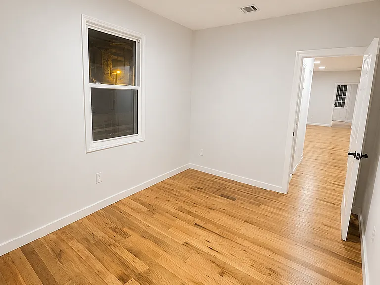 378-379 S 20th St #2R — Photo 7