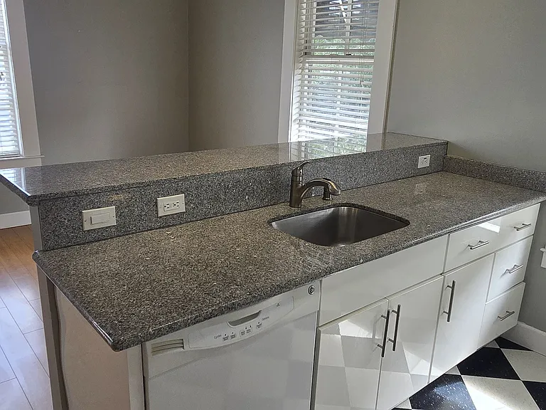 9591 Main St #1 — Photo 4